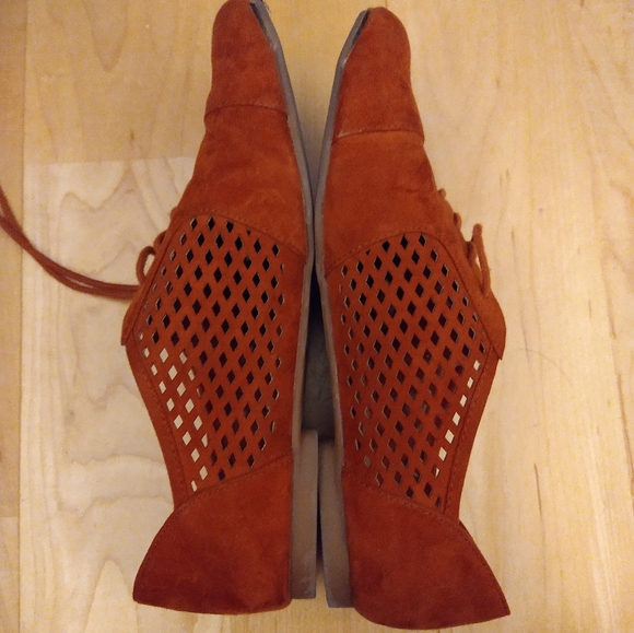 Aldo Glaniel Shoes - Size US Womens 6.5 - Colour Rust/Orange - Picture 3 of 4